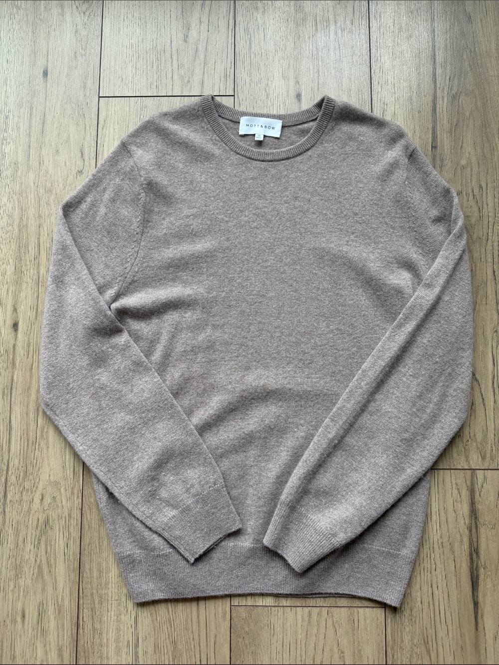 Mott & Bow Cashmere Sweater Men’s Medium Long Sleeve Light Brown Crew Neck